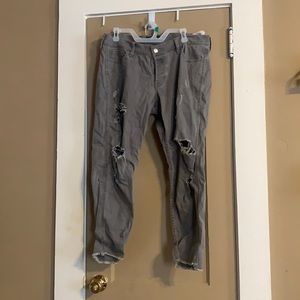 Hollister Ripped Gray Jean
